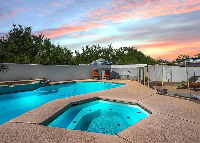 Holiday home East Tucson, Pool And Hot Tub, Sleep 7, 3br 2ba *