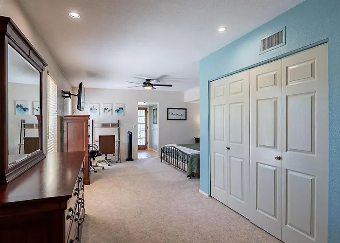 East Tucson, Pool And Hot Tub, Sleep 7, 3br 2ba